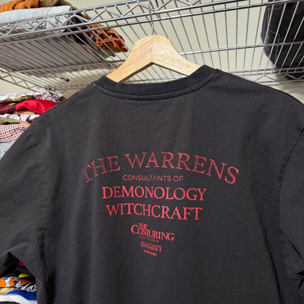 The Conjuring T-Shirt Mens L Black Last Rites The Warrens Demonology 2025 Promo